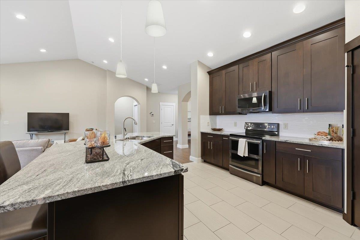 12529 E 14th Ave - Photo 14