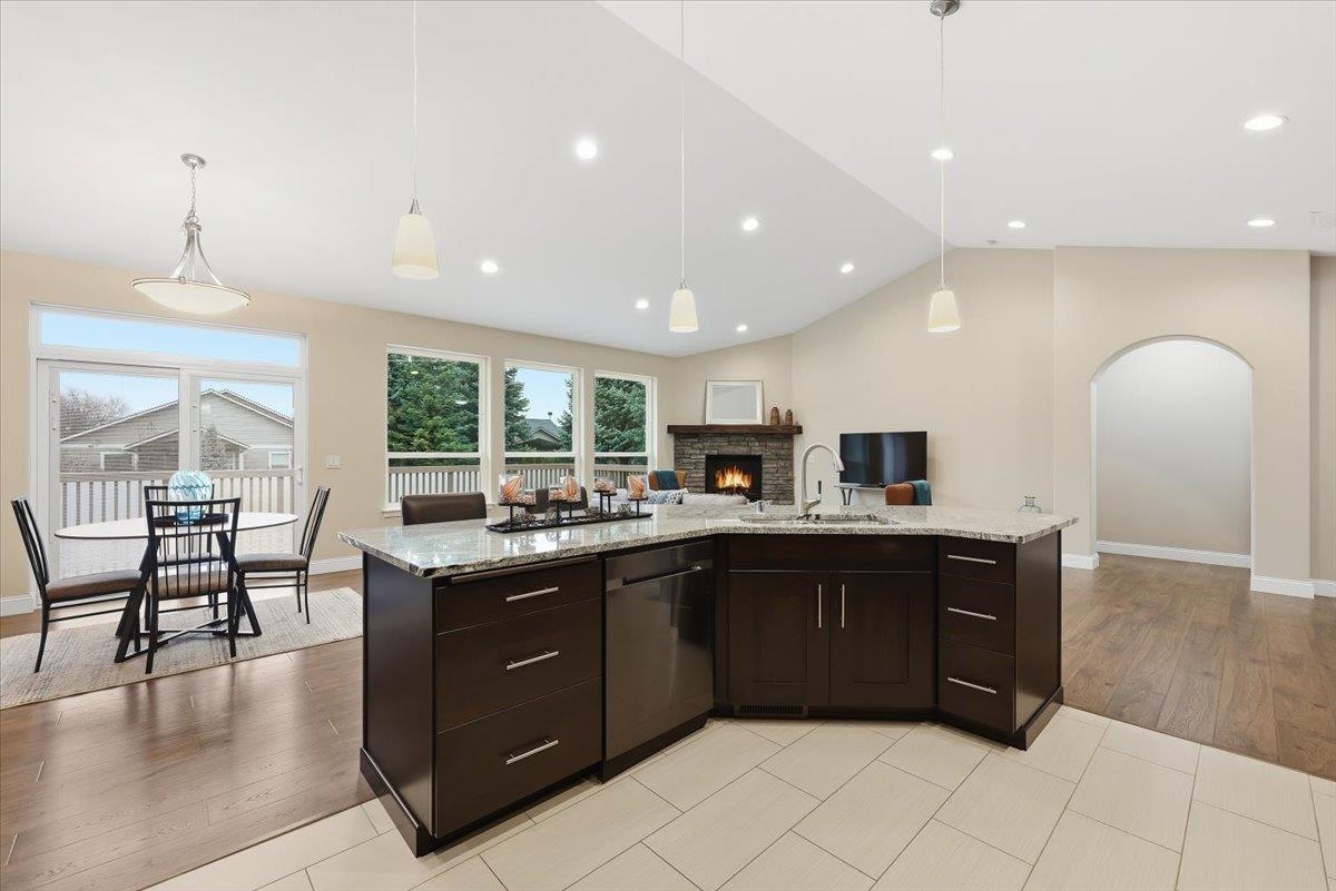 12529 E 14th Ave - Photo 15