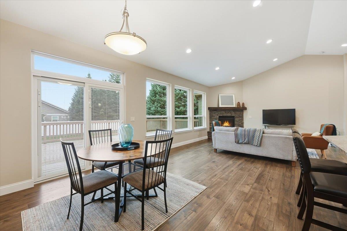 12529 E 14th Ave - Photo 10