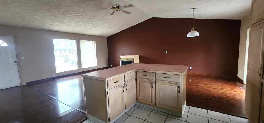 11718 E 31st Ave - Photo 7