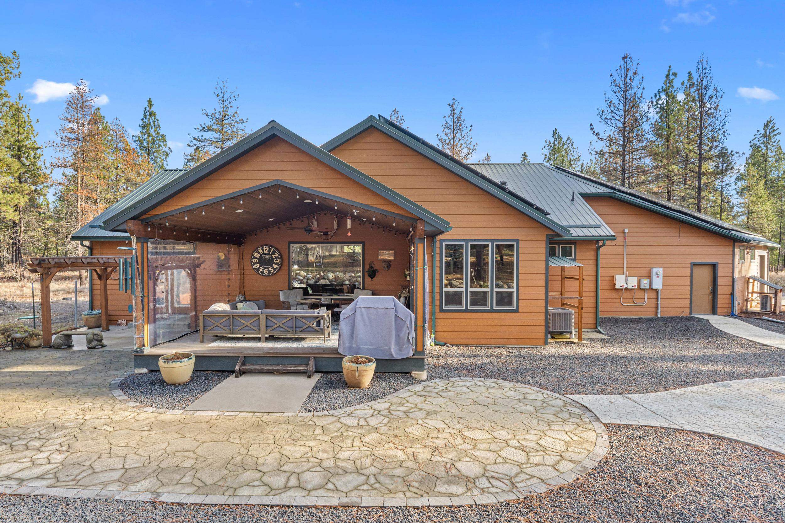 28615 N Milan Rd - Photo 2