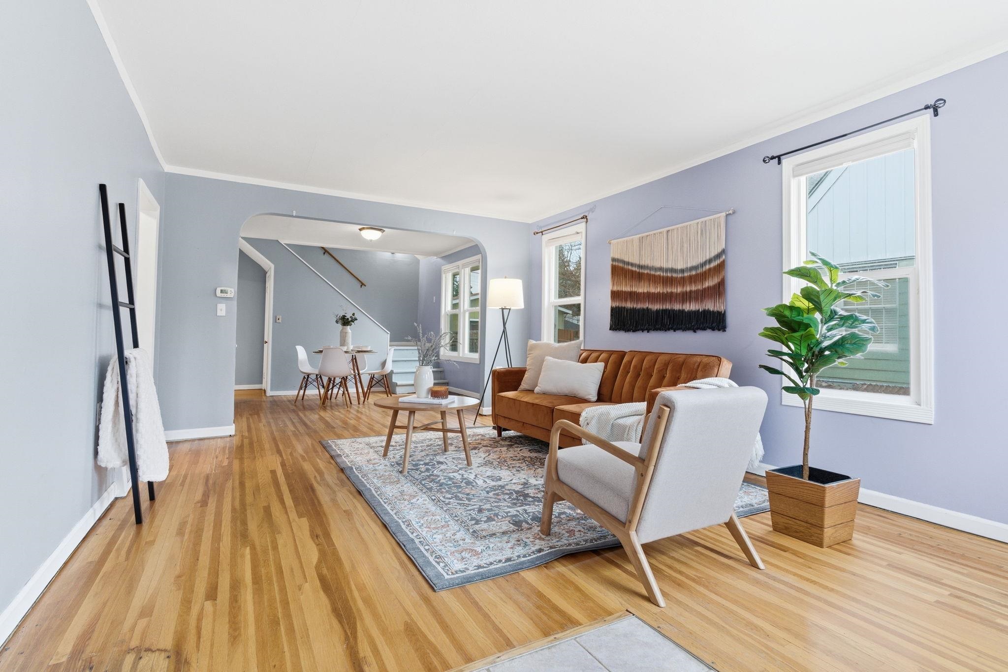 803 E 39TH Ave - Photo 2