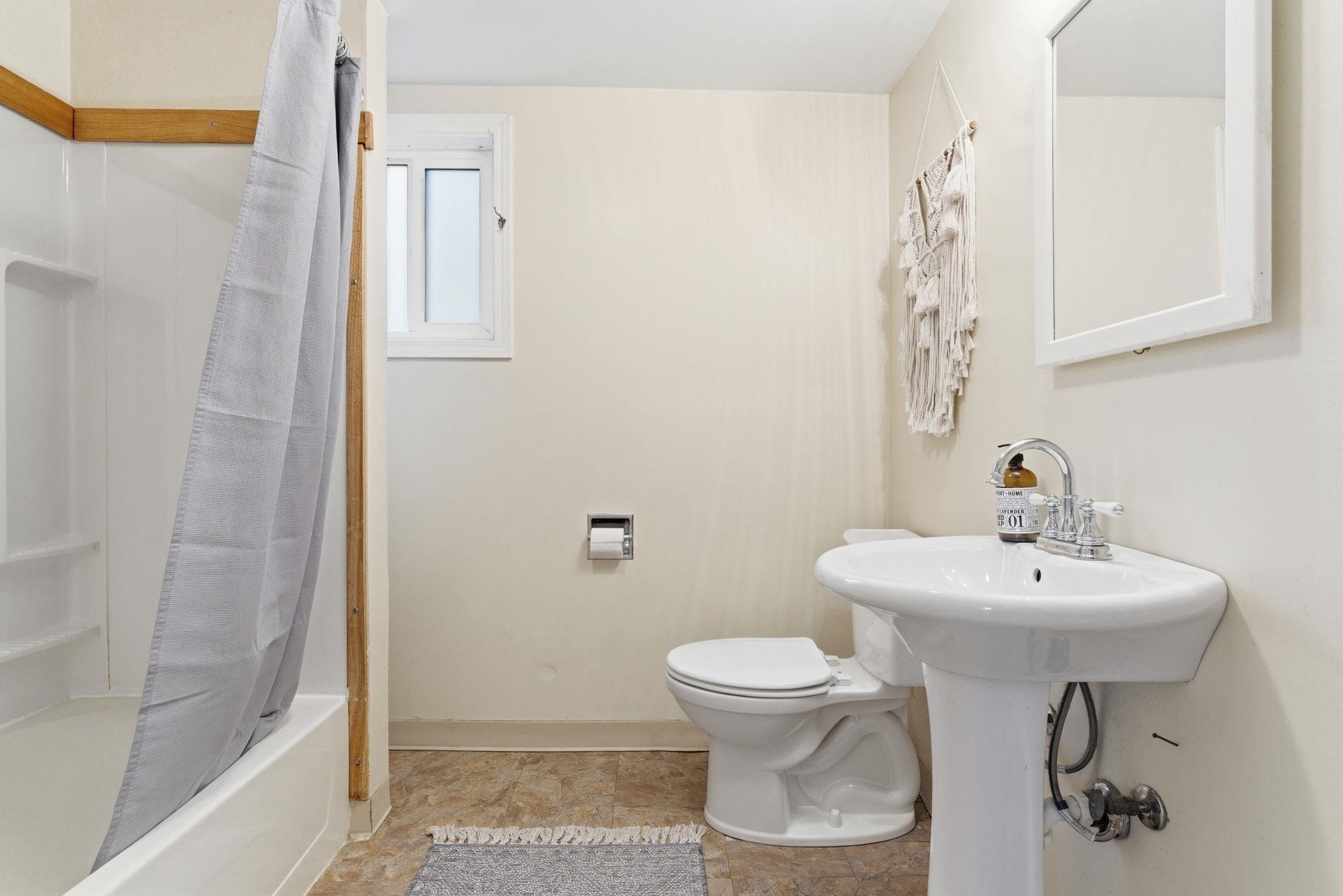 803 E 39TH Ave - Photo 8