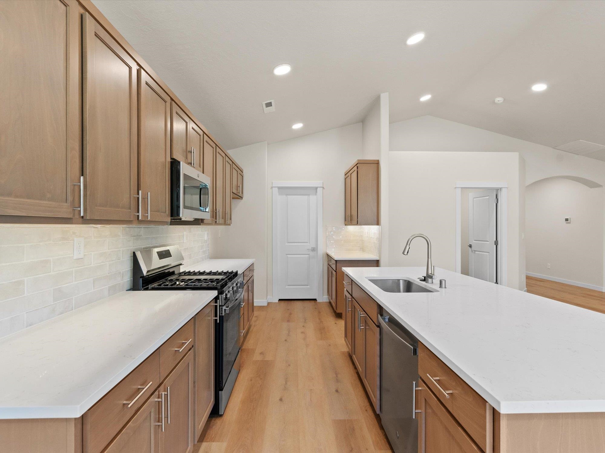 1624 S Moen St - Photo 9