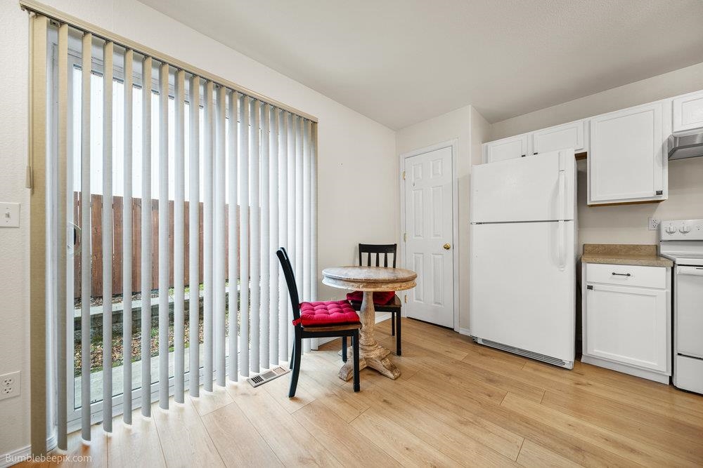 11212 E 4th Ave - Photo 16