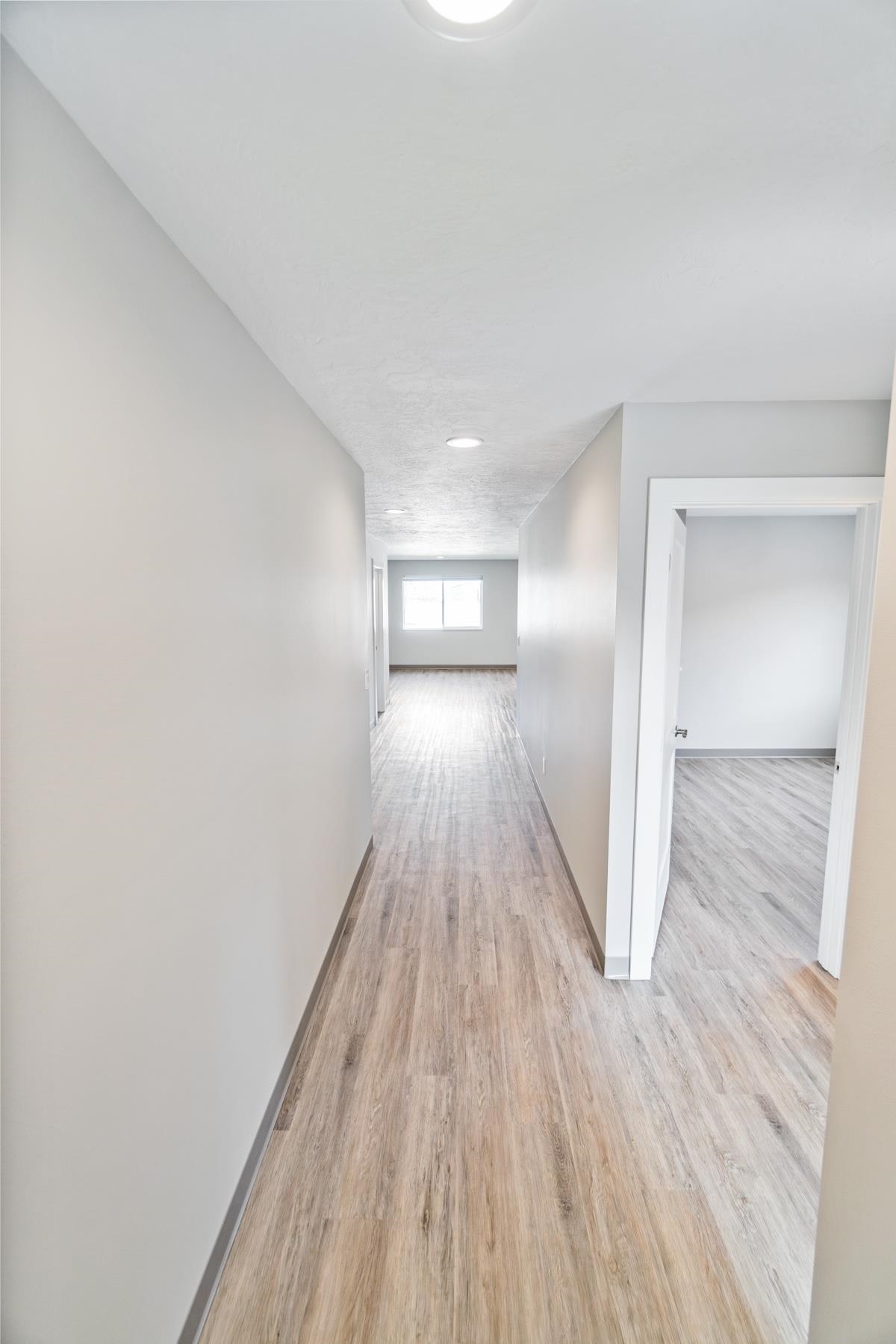 1227 N Coach Dr - Photo 4