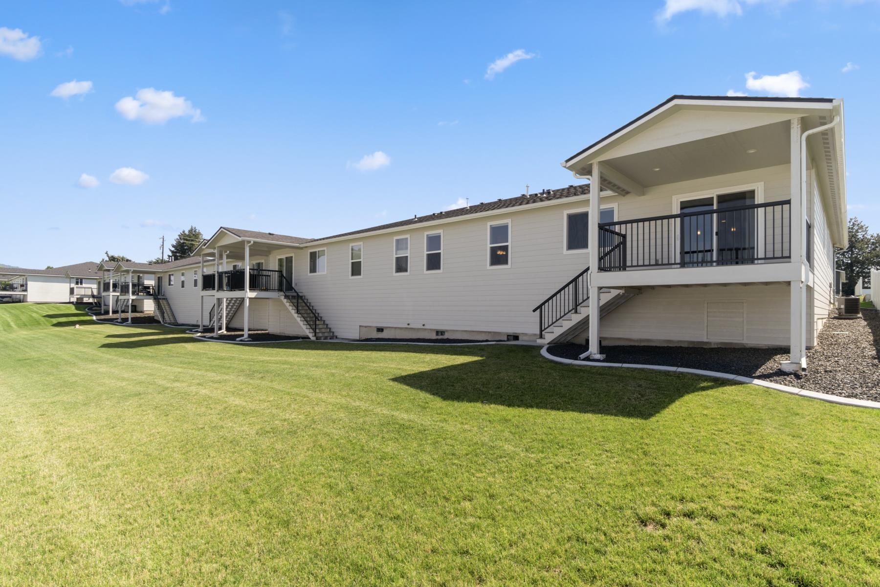 1501 N Bell St - Photo 4