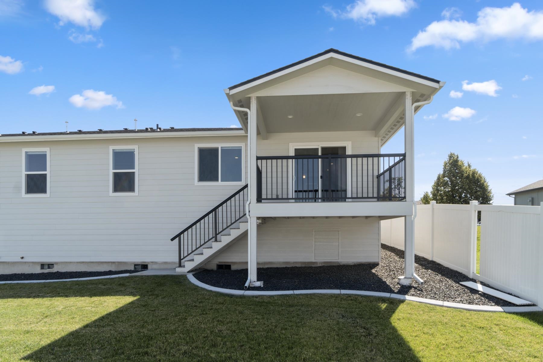 1501 N Bell St - Photo 5