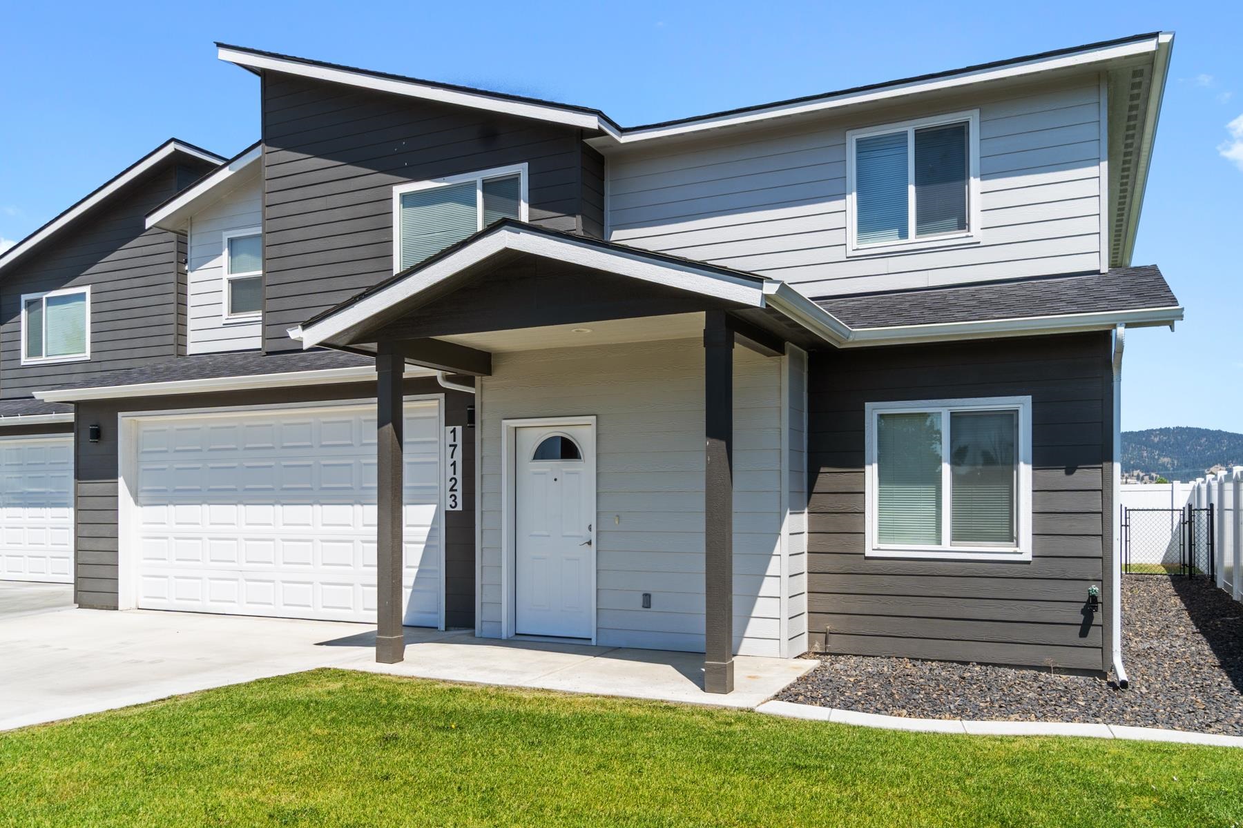17121 E Boone Ave - Photo 3