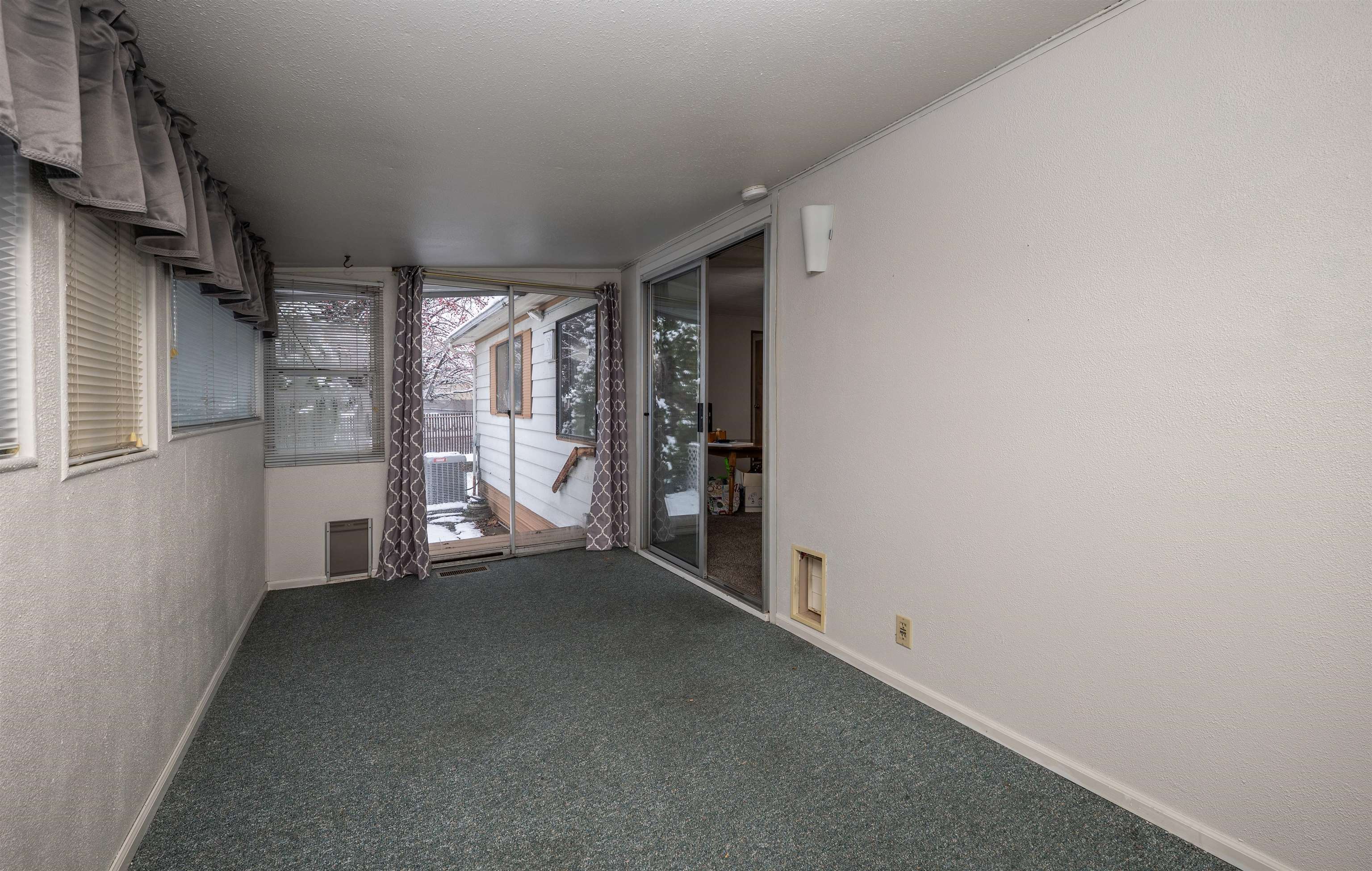 1205 E Lyons Rd - Photo 11