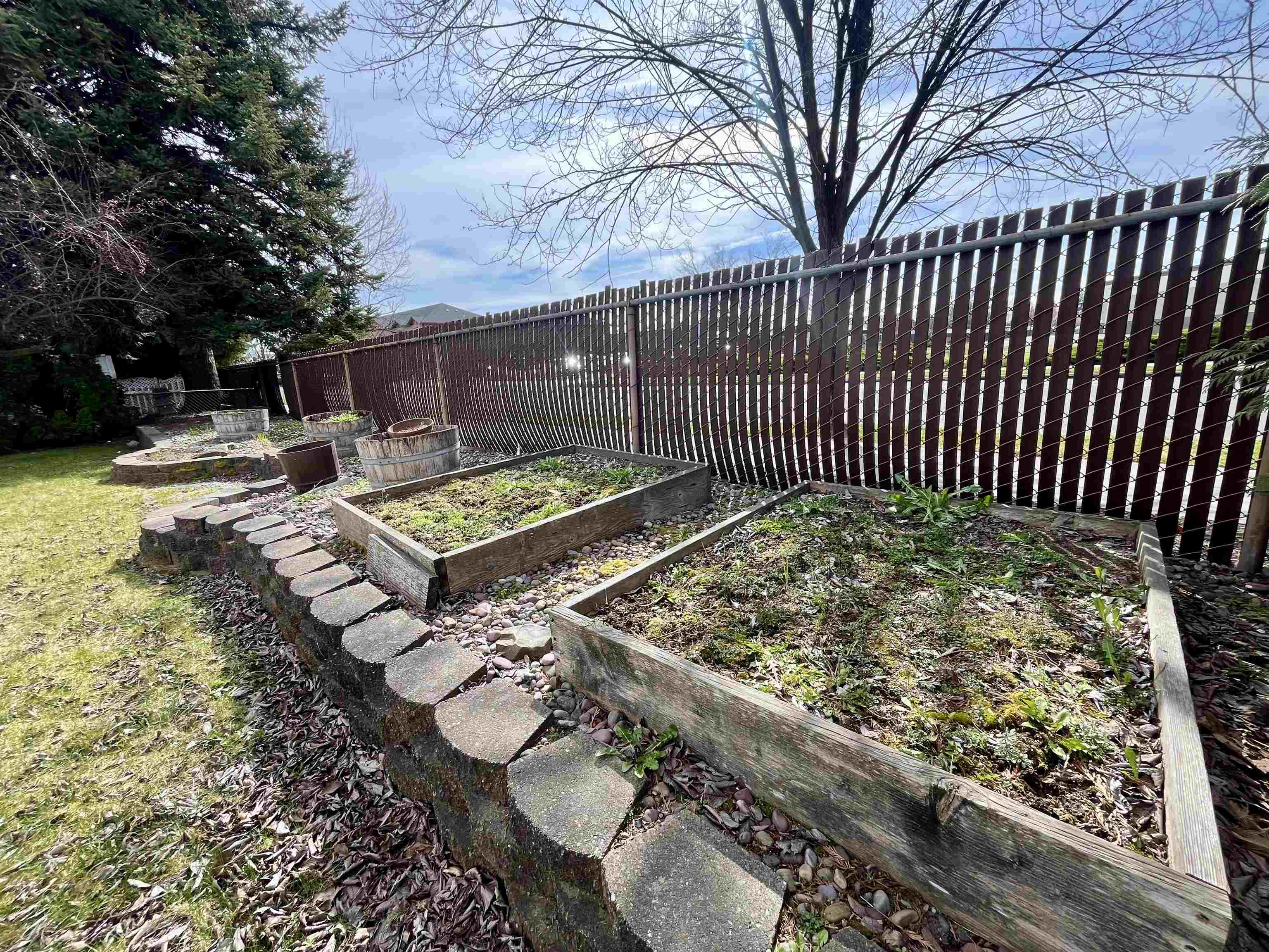 1205 E Lyons Rd - Photo 22