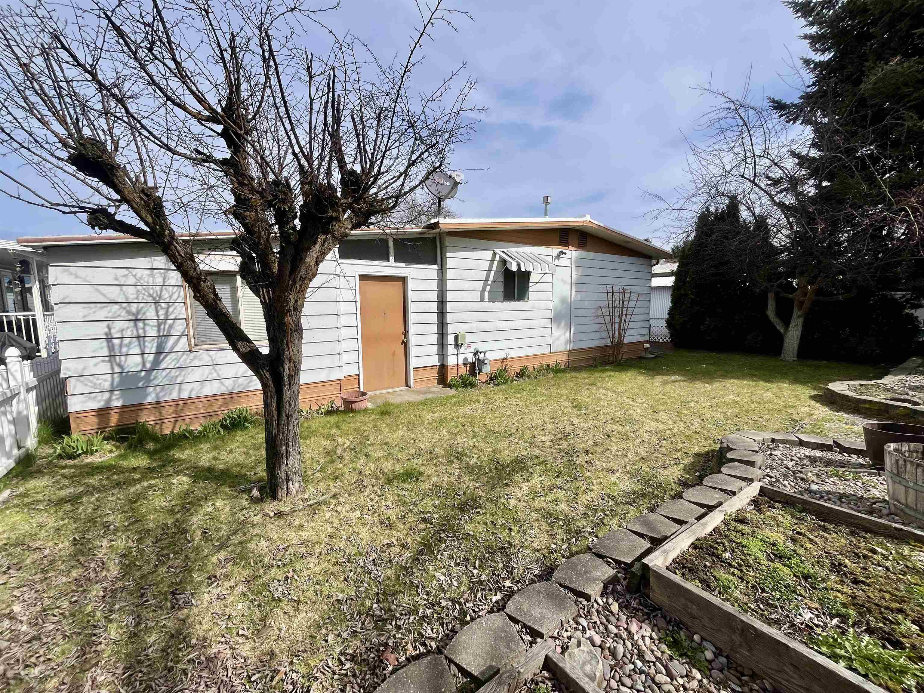 1205 E Lyons Rd - Photo 23