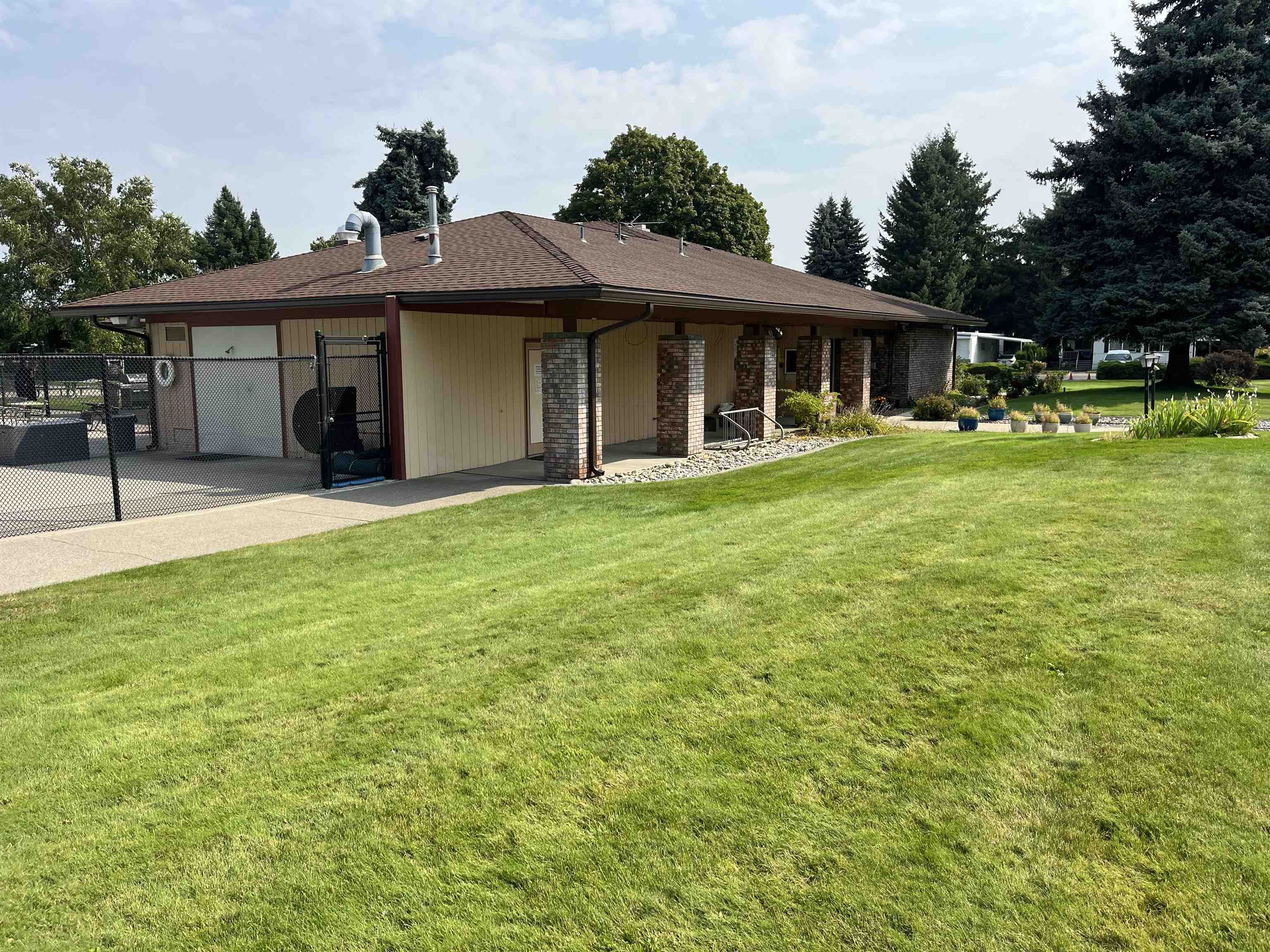 1205 E Lyons Rd - Photo 25