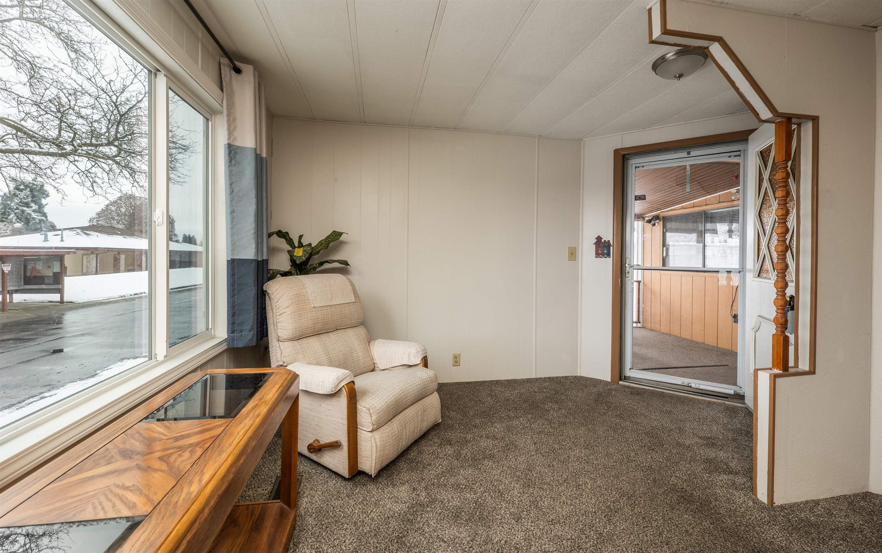 1205 E Lyons Rd - Photo 4