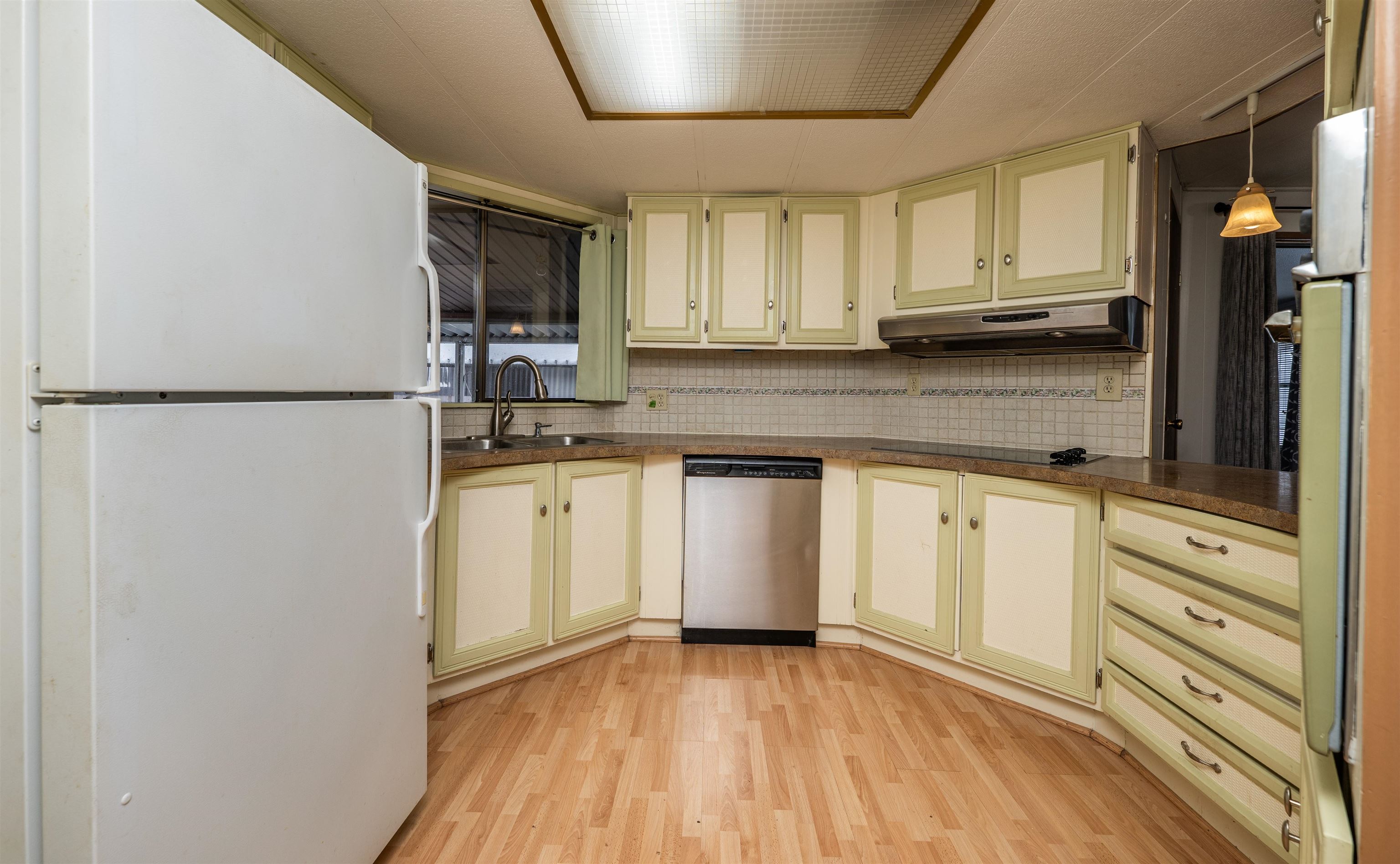 1205 E Lyons Rd - Photo 9