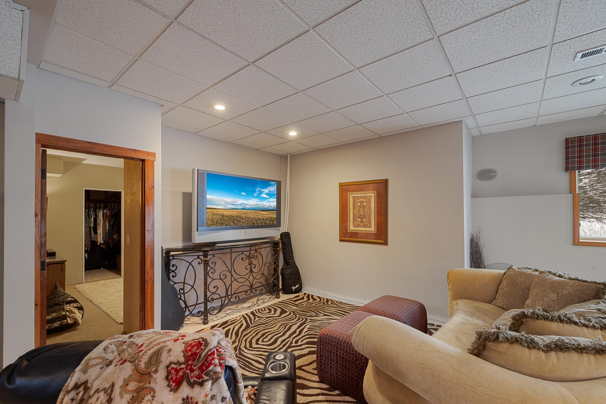 6011 E JOSEPH Ln - Photo 39