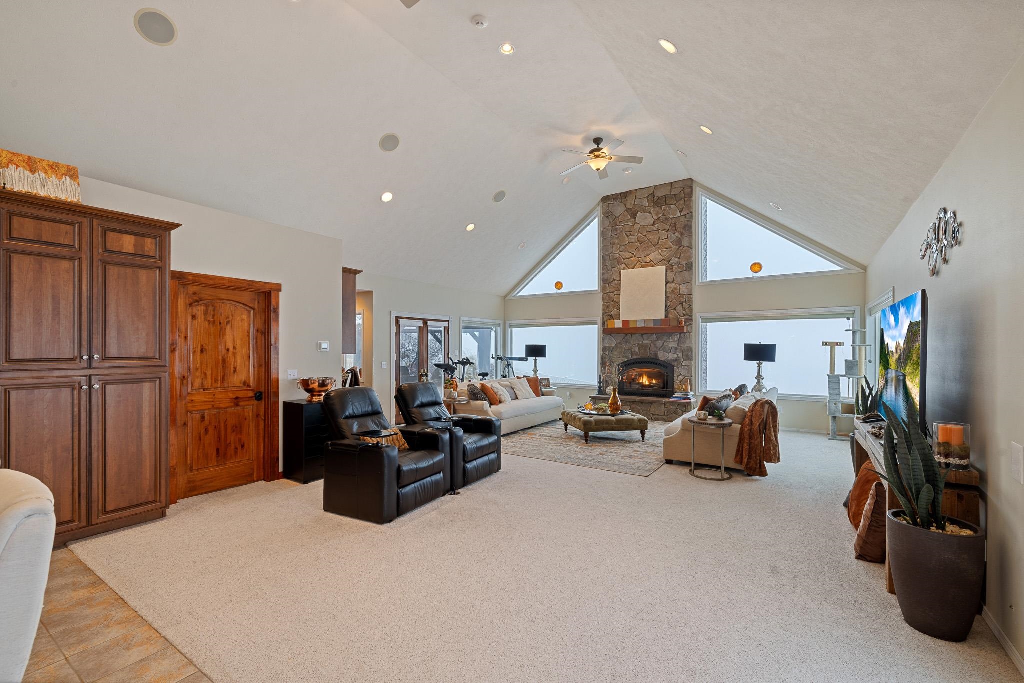 6011 E JOSEPH Ln - Photo 6