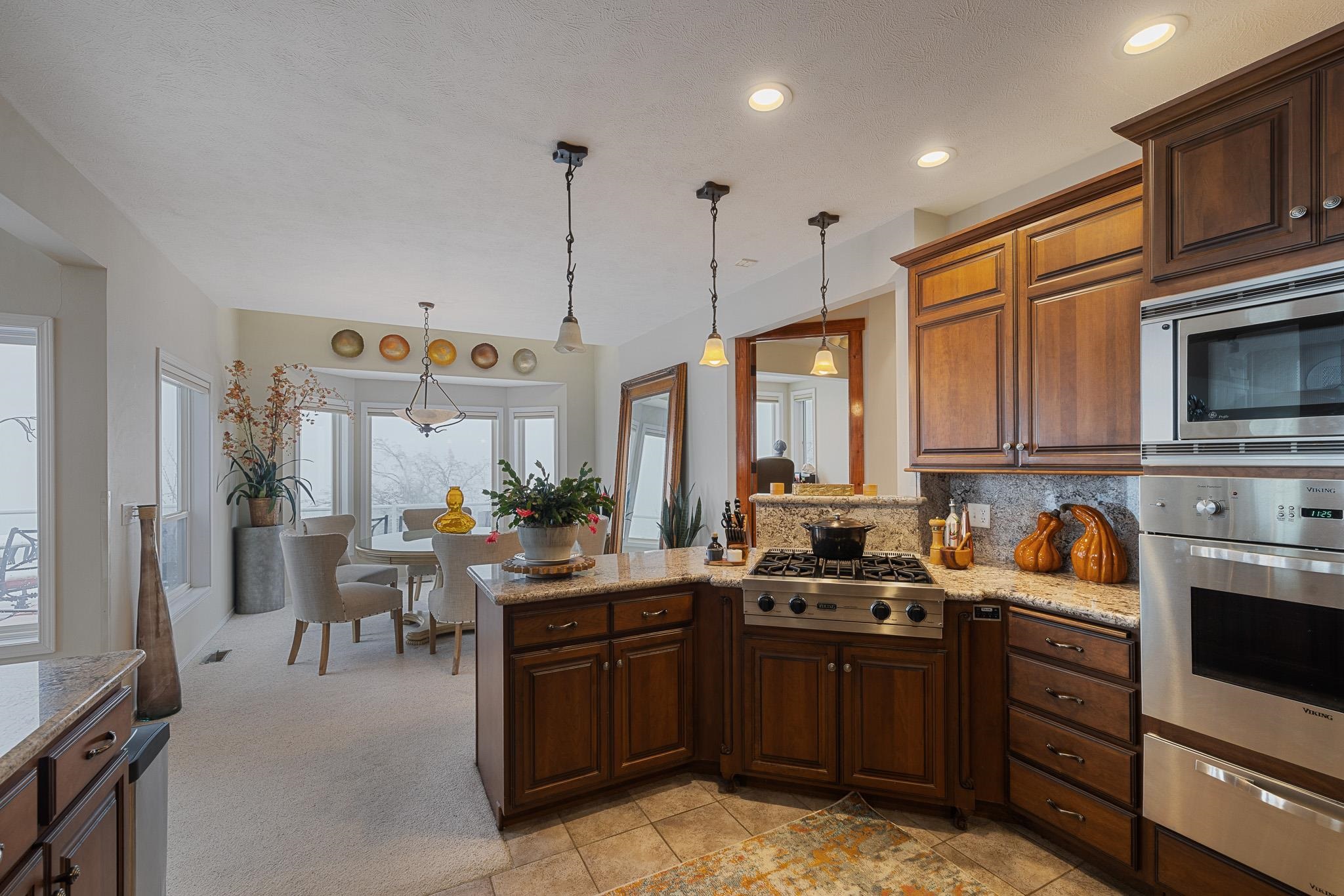 6011 E JOSEPH Ln - Photo 10