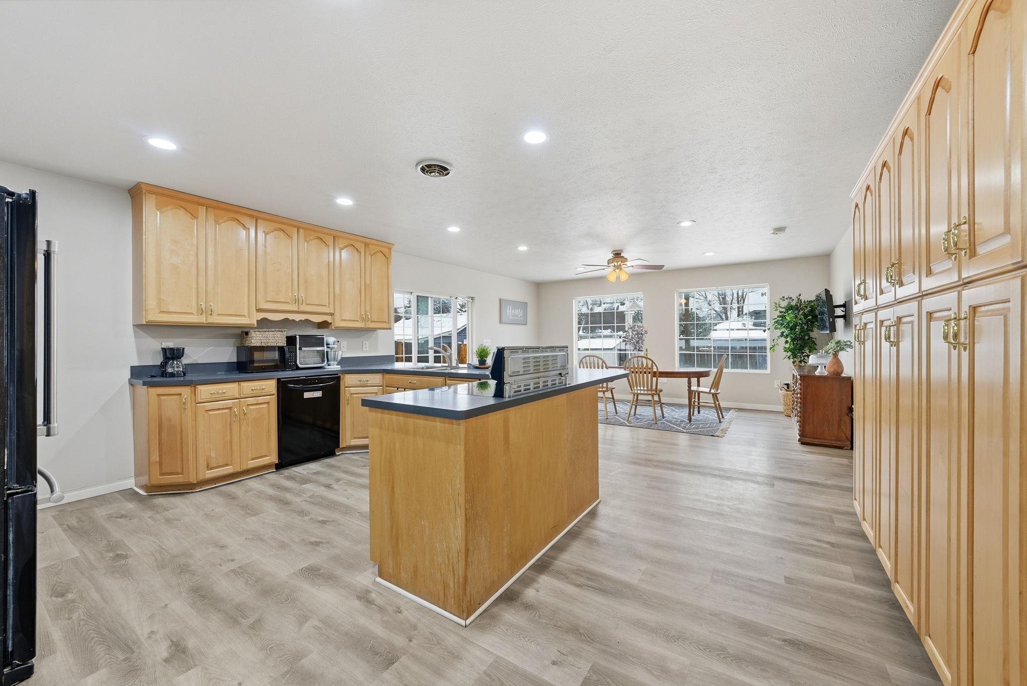 4609 N Lincoln St - Photo 13
