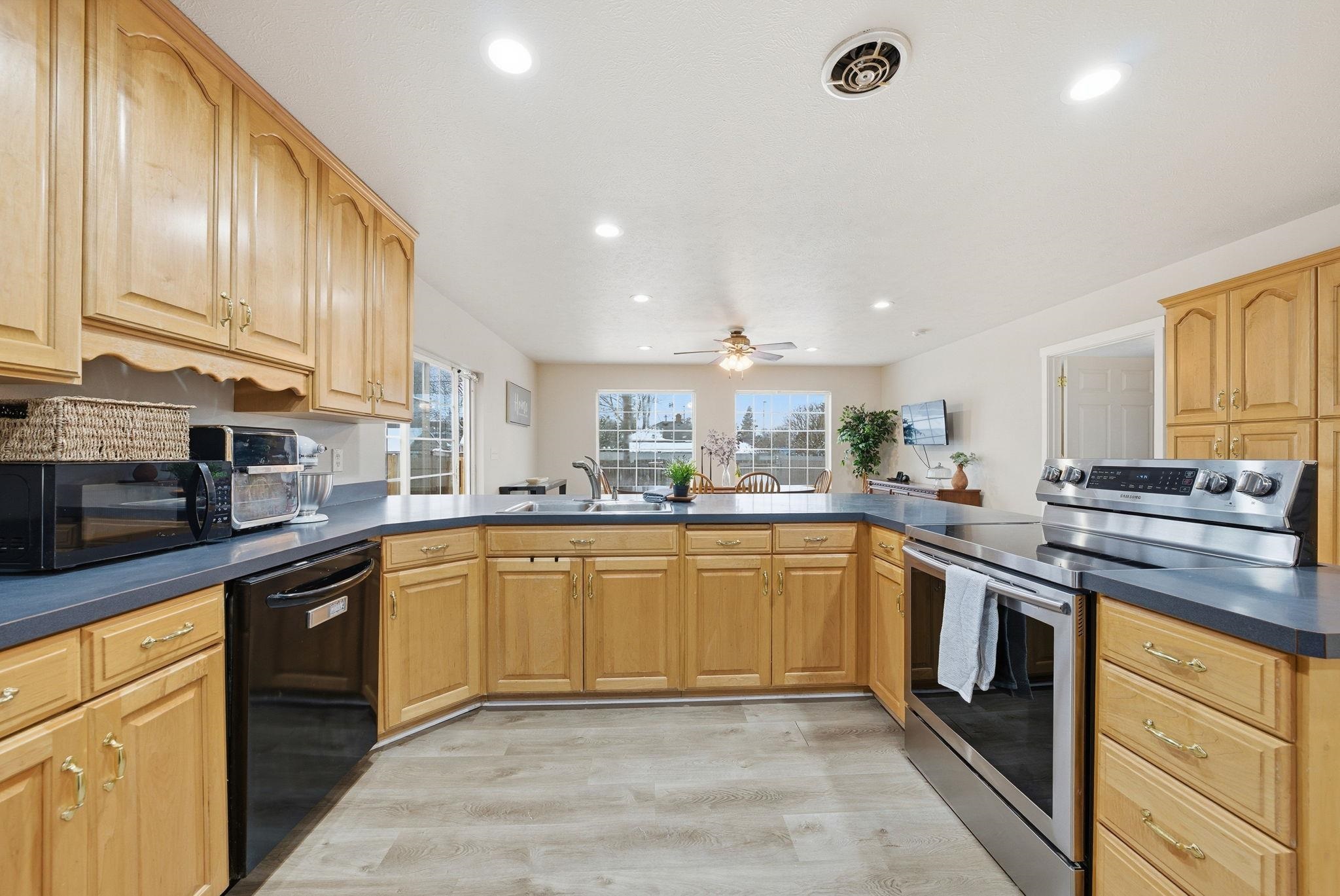 4609 N Lincoln St - Photo 16