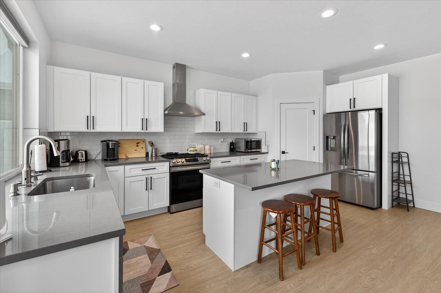 842 Greenfield Rd - Photo 3