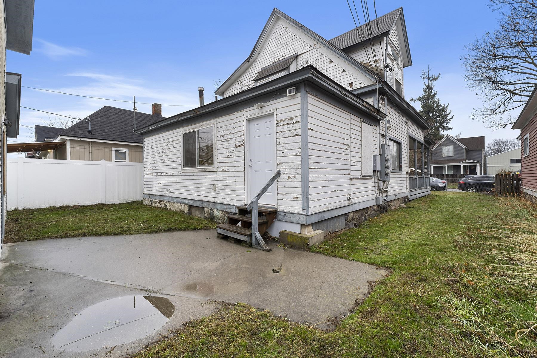 2115 W Dean Ave - Photo 27