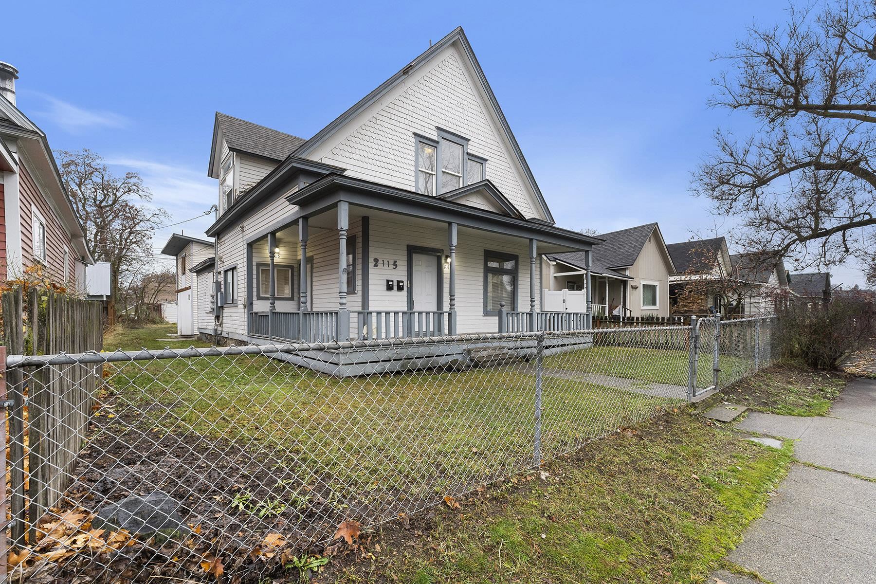 2115 W Dean Ave - Photo 32