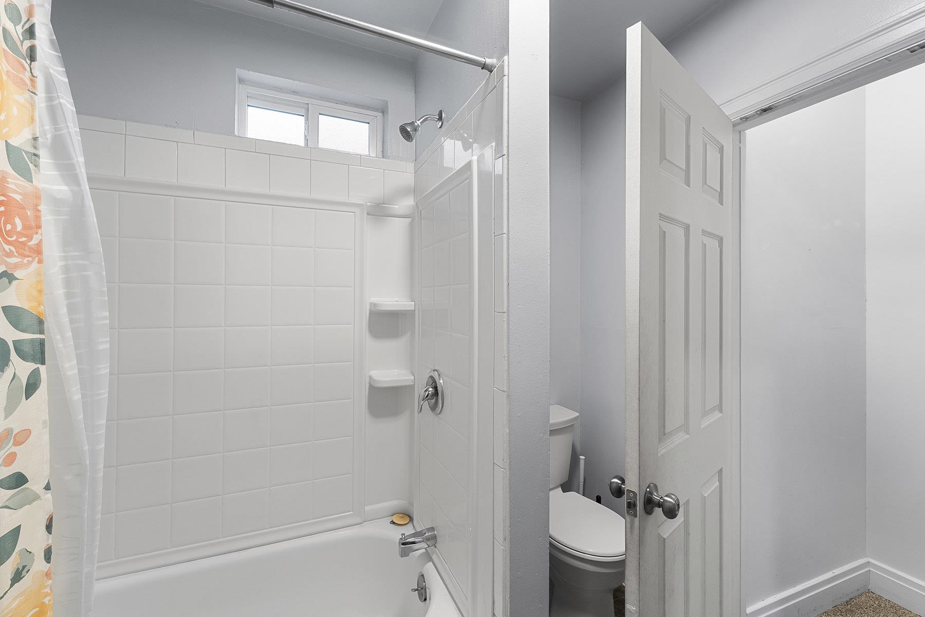 2115 W Dean Ave - Photo 7
