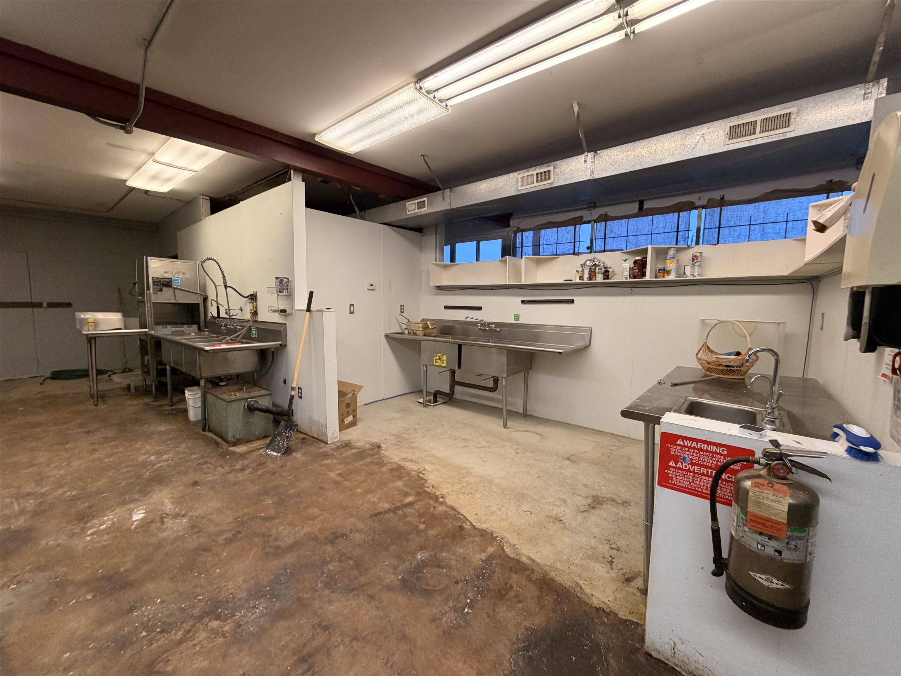 3003-3005 E Mission Ave - Photo 13
