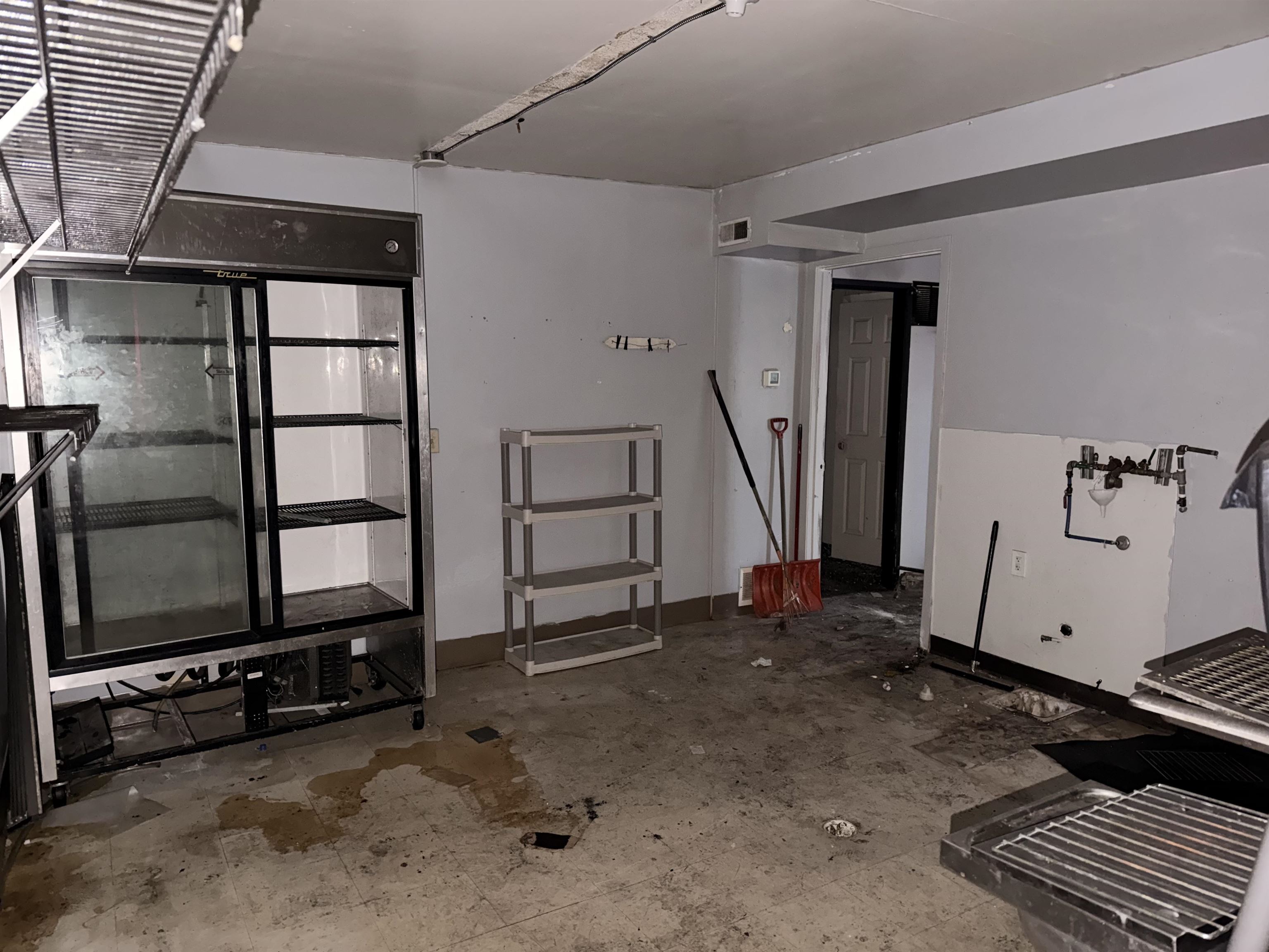 3003-3005 E Mission Ave - Photo 16