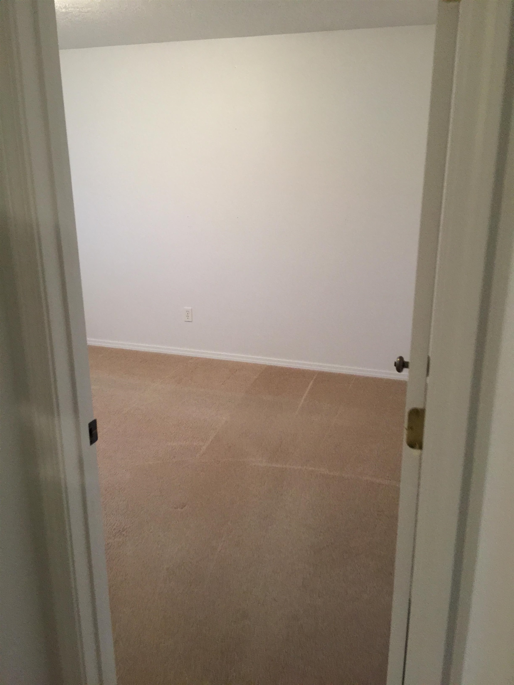 324 N Silver Lake Ave - Photo 18