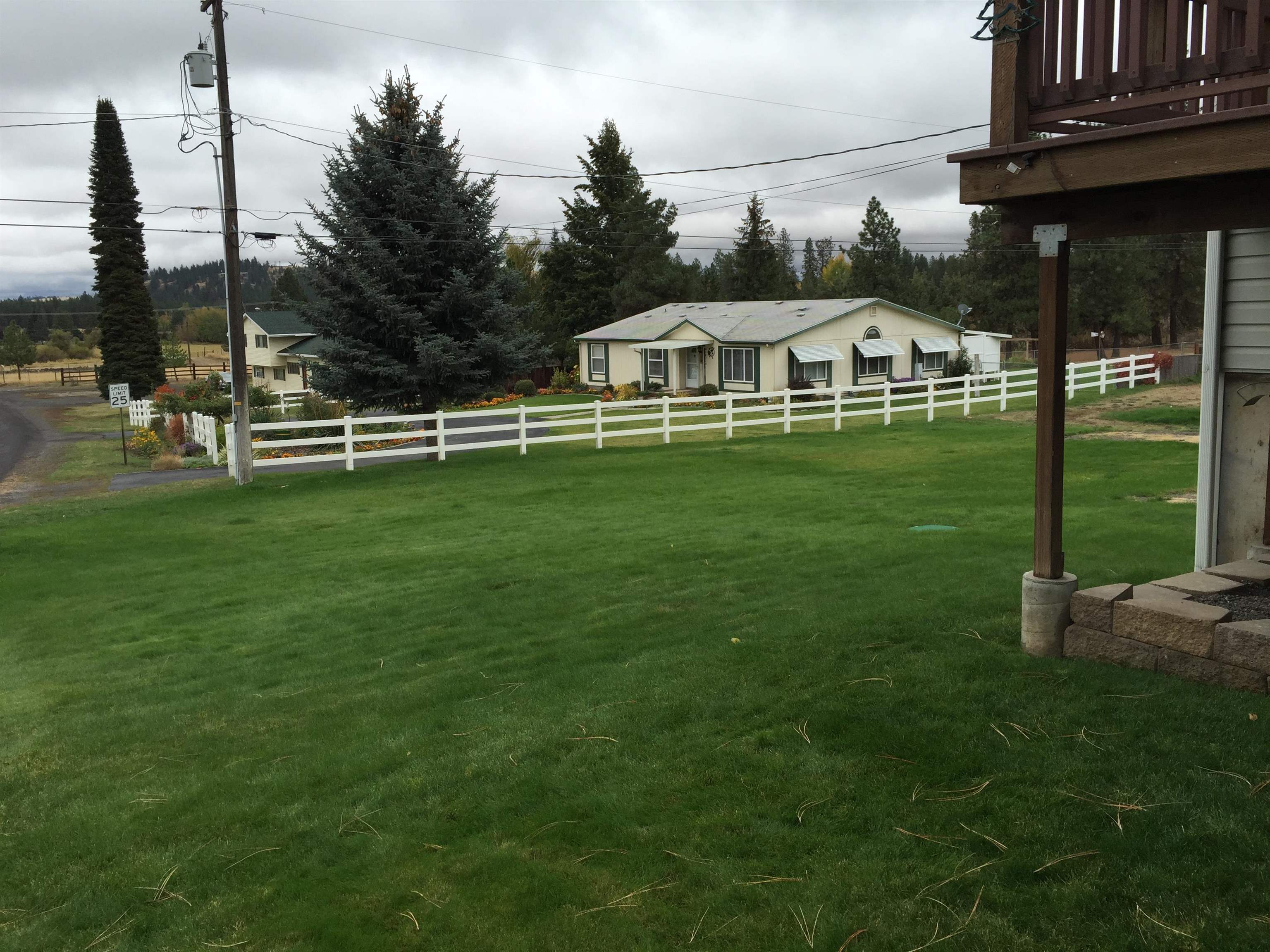 324 N Silver Lake Ave - Photo 4