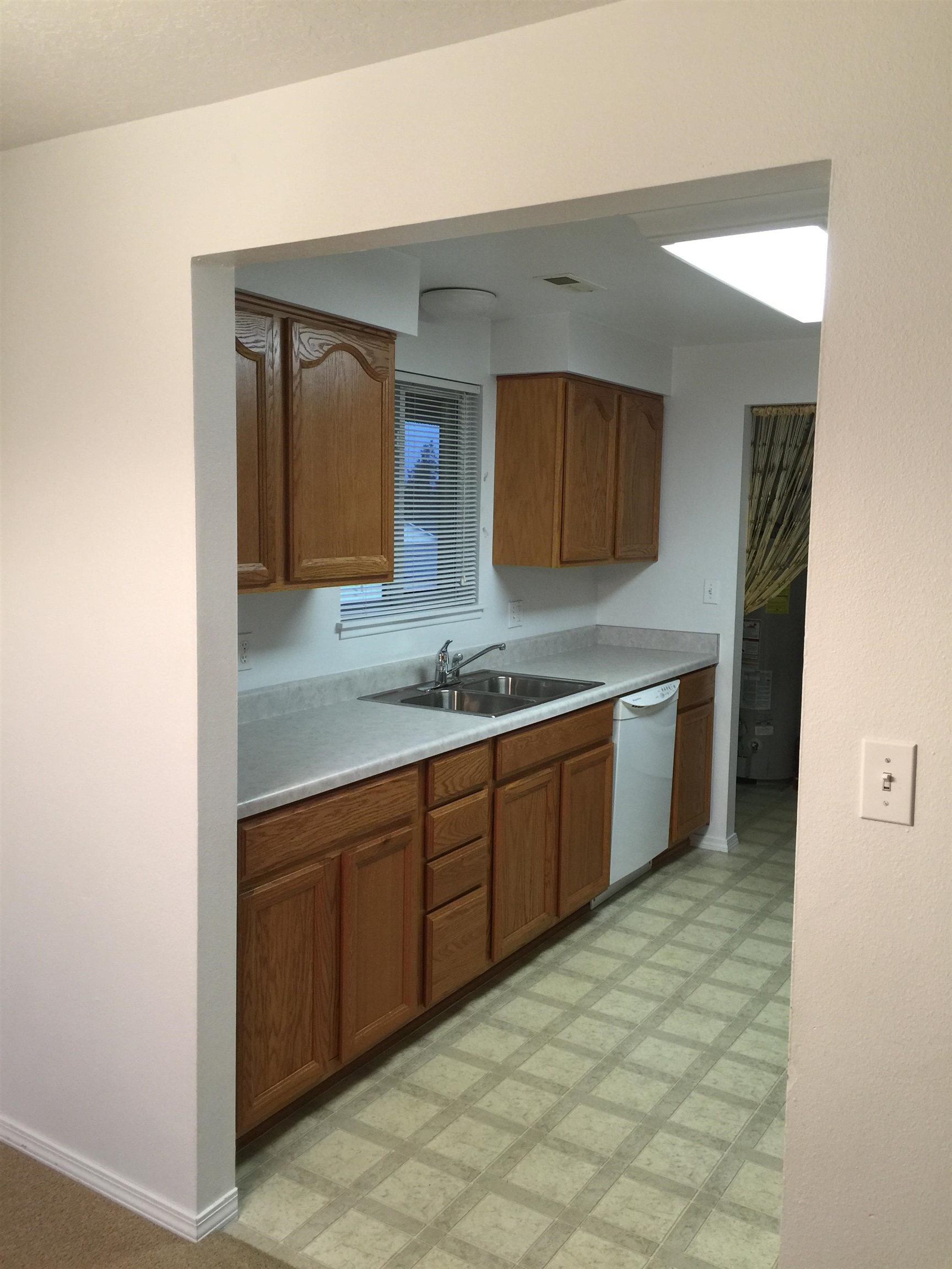 324 N Silver Lake Ave - Photo 8
