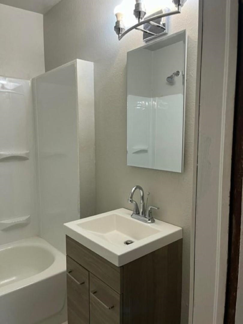 3076 5th Ave - Photo 11