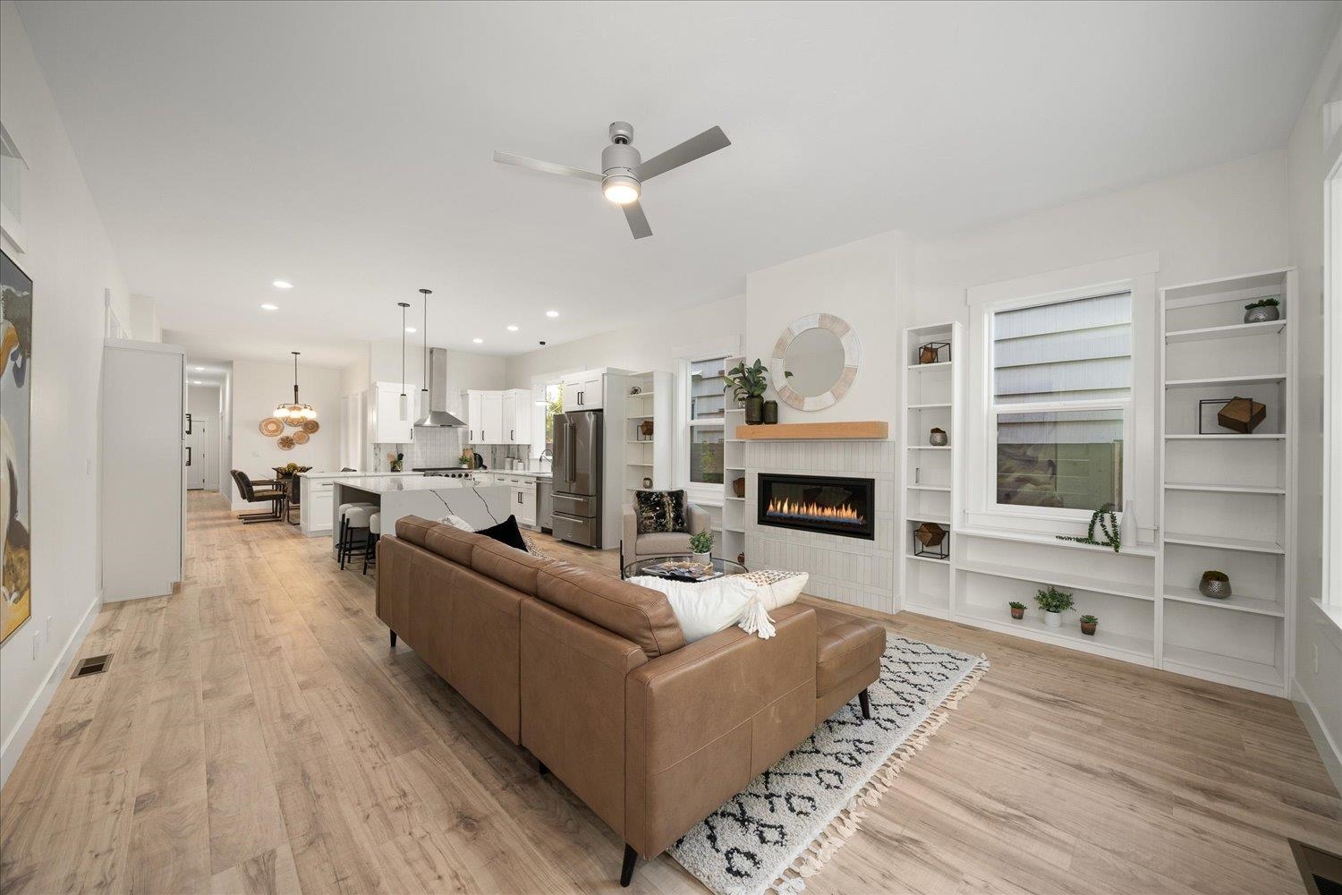 3018 S Manito Blvd - Photo 4
