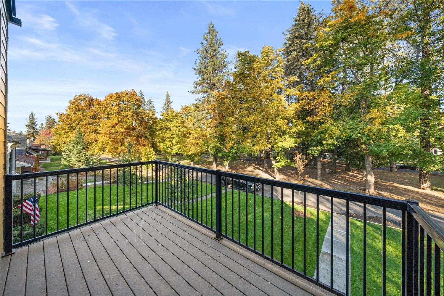 3018 S Manito Blvd - Photo 32