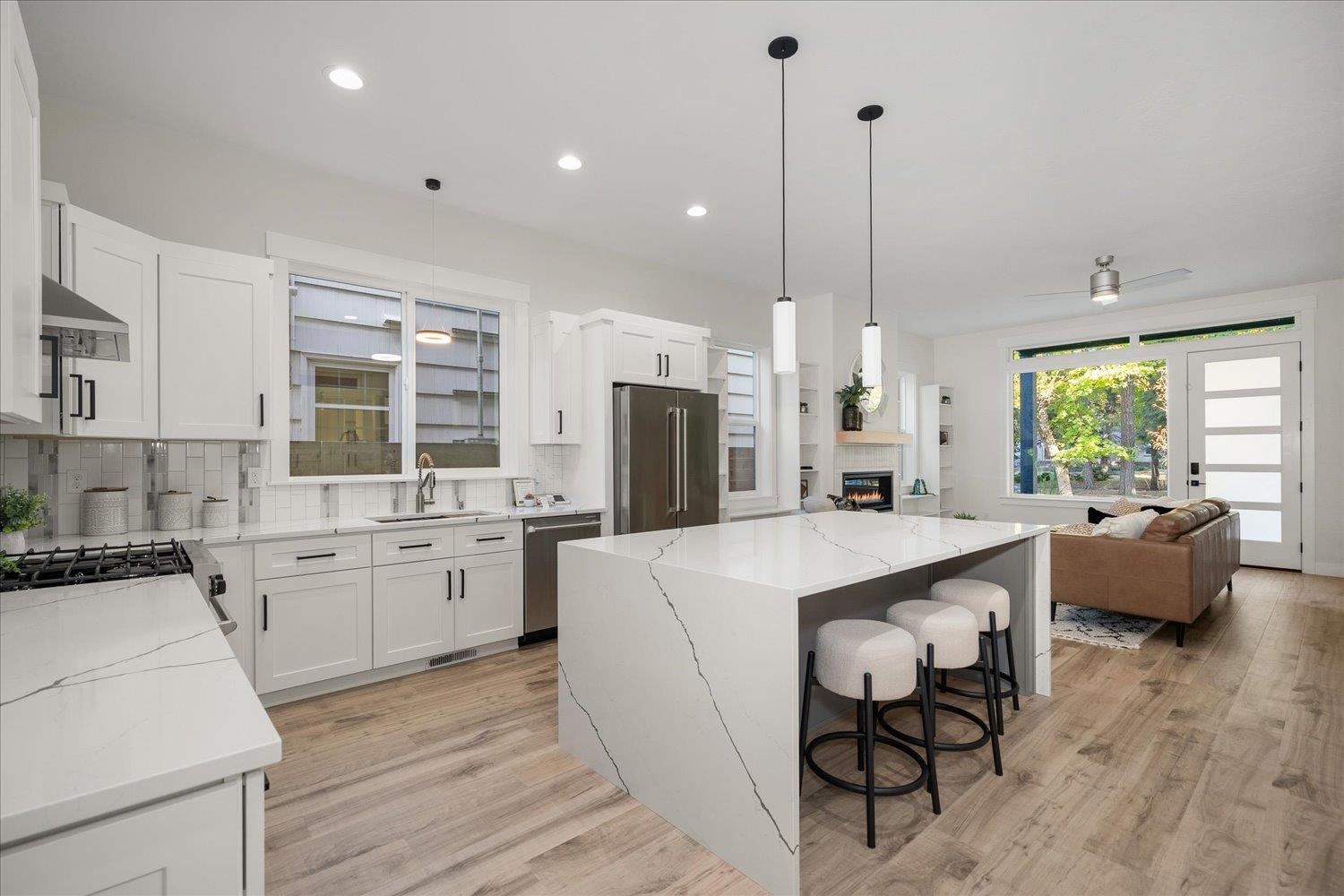 3018 S Manito Blvd - Photo 10