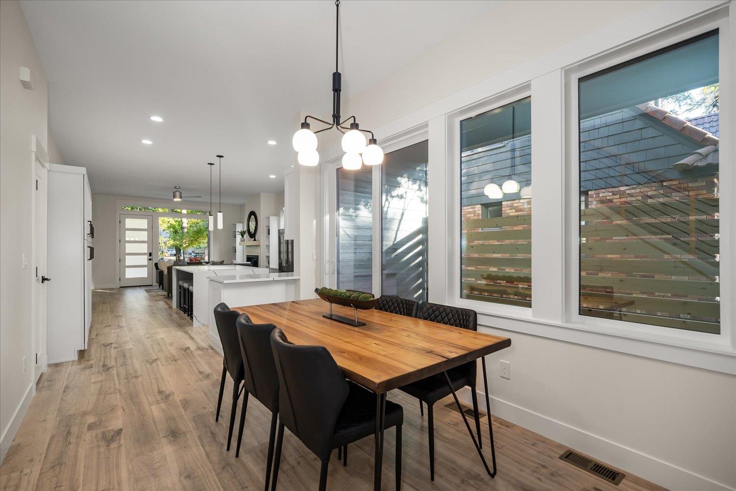 3022 S Manito Blvd - Photo 13