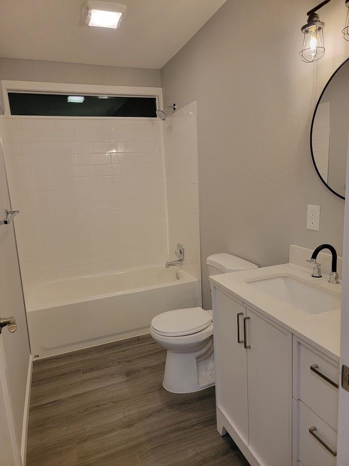 121 N Lake St - Photo 17