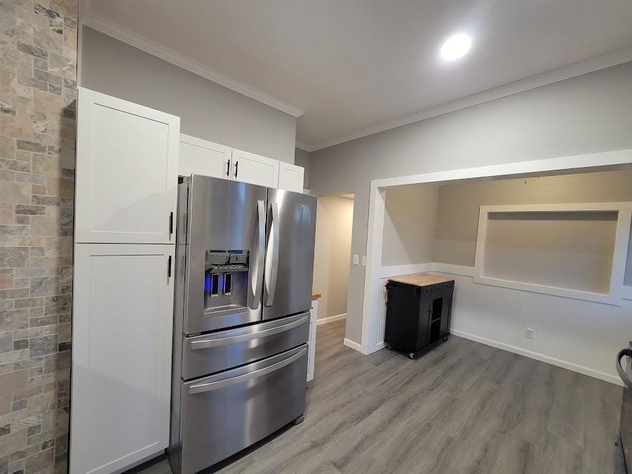 121 N Lake St - Photo 6
