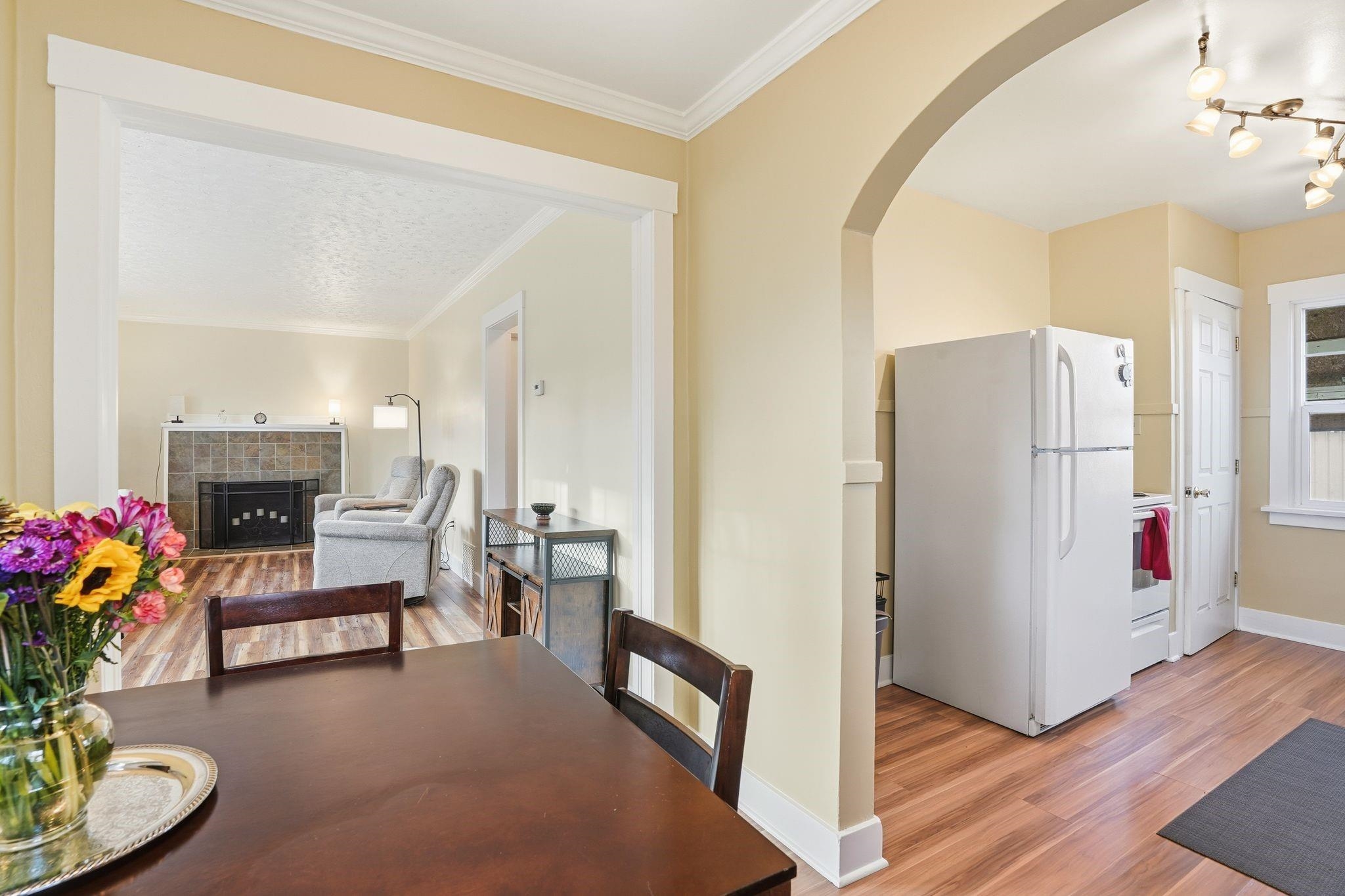 1023 E Queen Ave - Photo 11