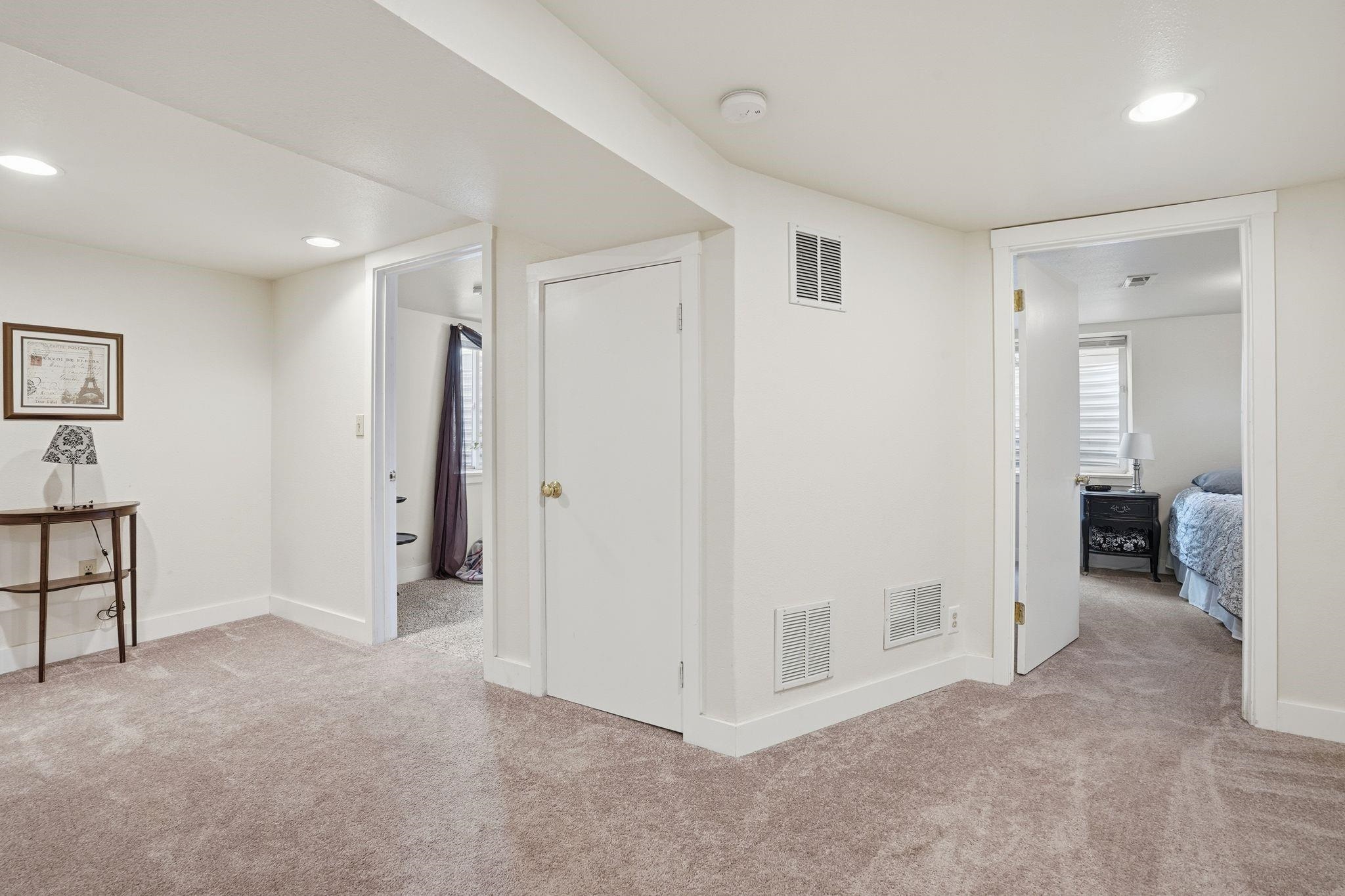 1023 E Queen Ave - Photo 18