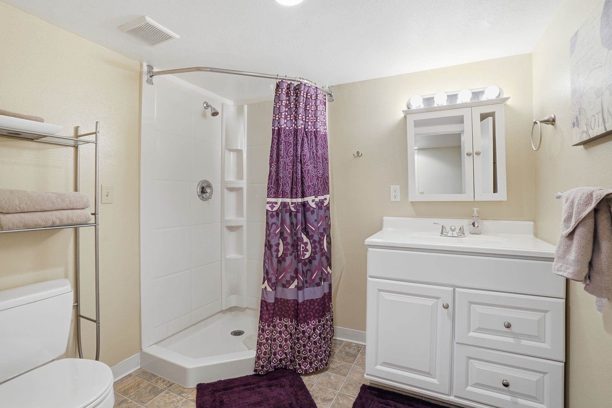 1023 E Queen Ave - Photo 21