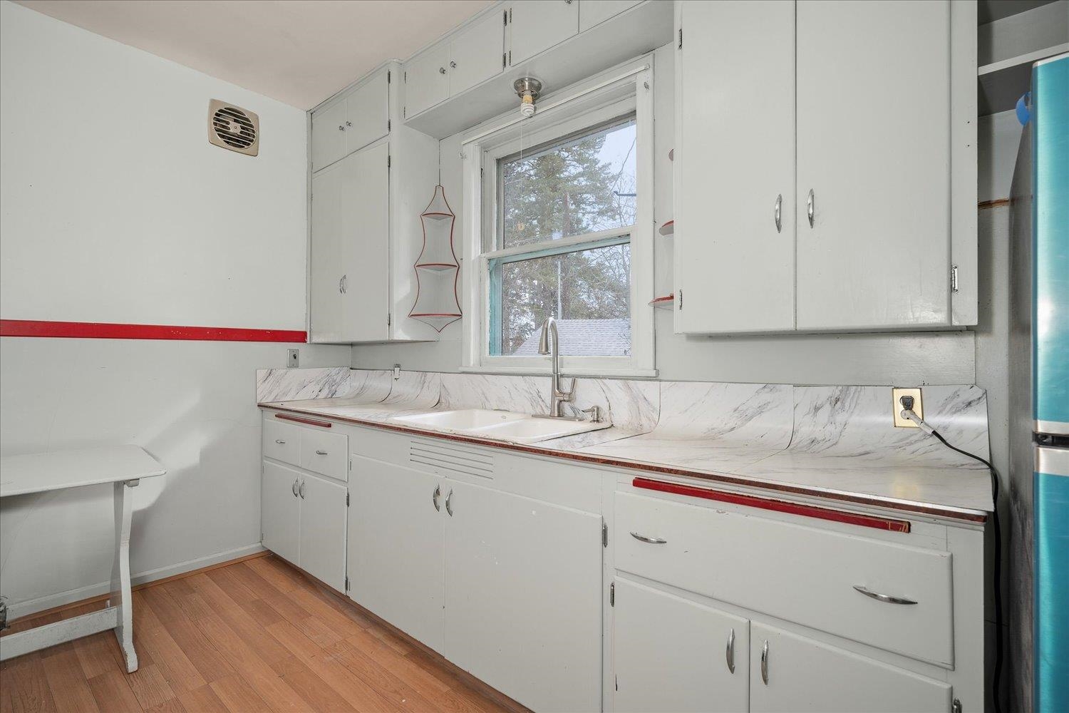 417 C St - Photo 6