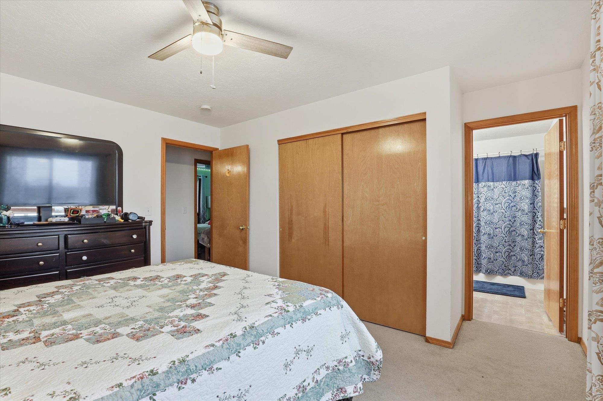 1001 N Wilcox St - Photo 12