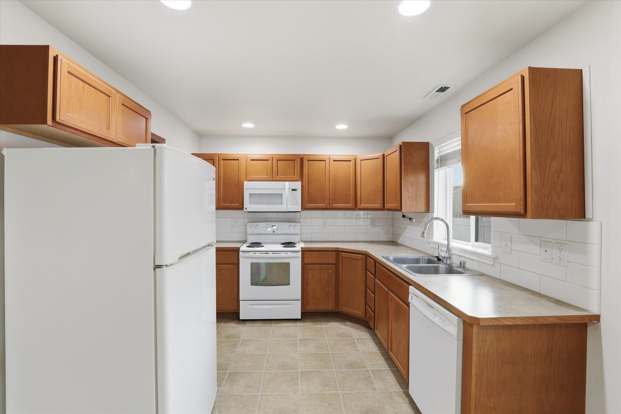 2015 N Bell Rd - Photo 10