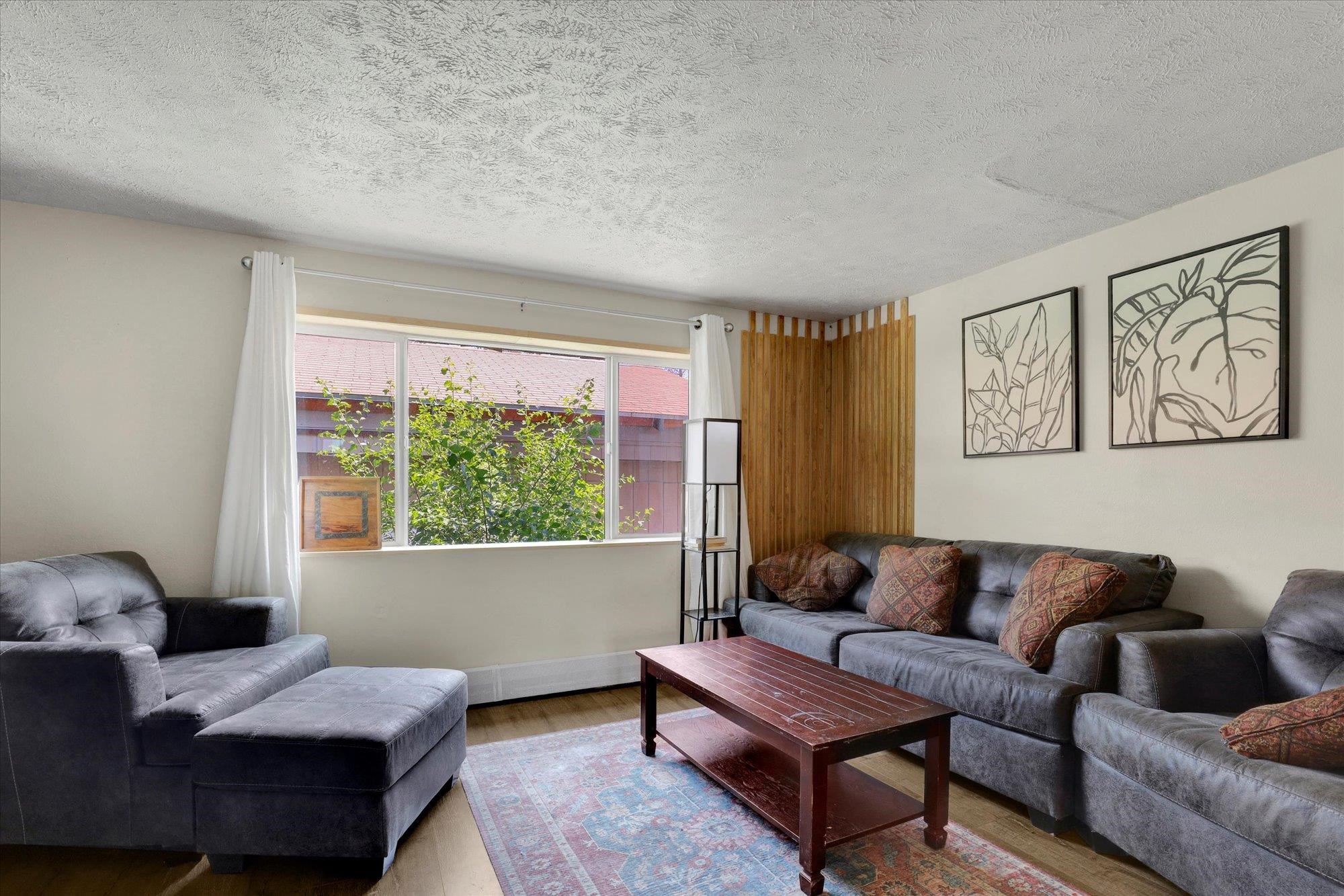 12017 E Mansfield Ave - Photo 2