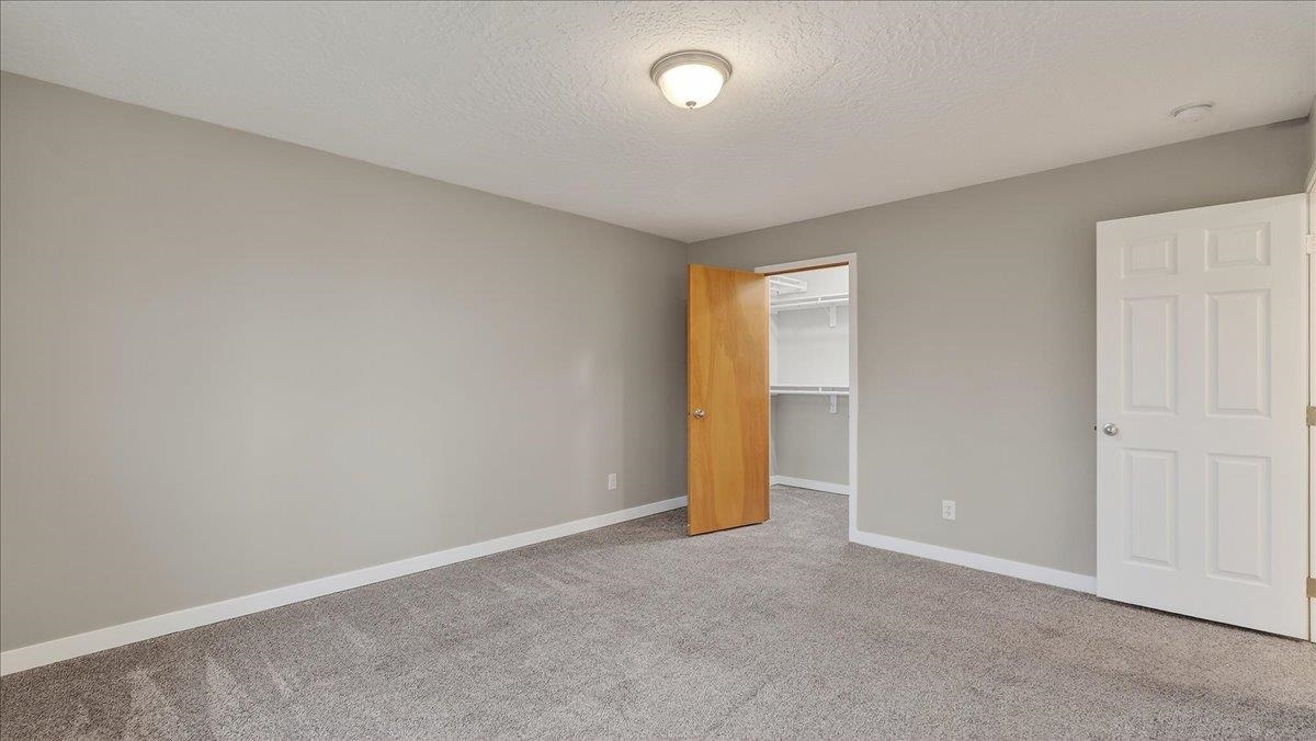 728 E Joshua Dr - Photo 1