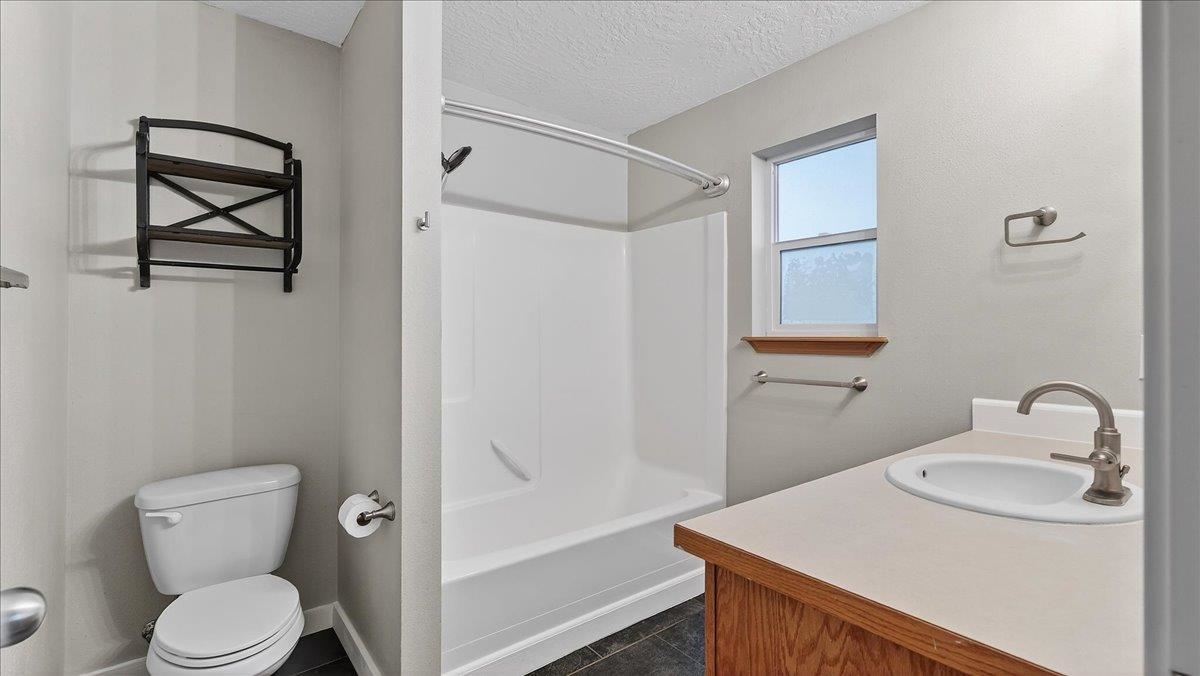 728 E Joshua Dr - Photo 2