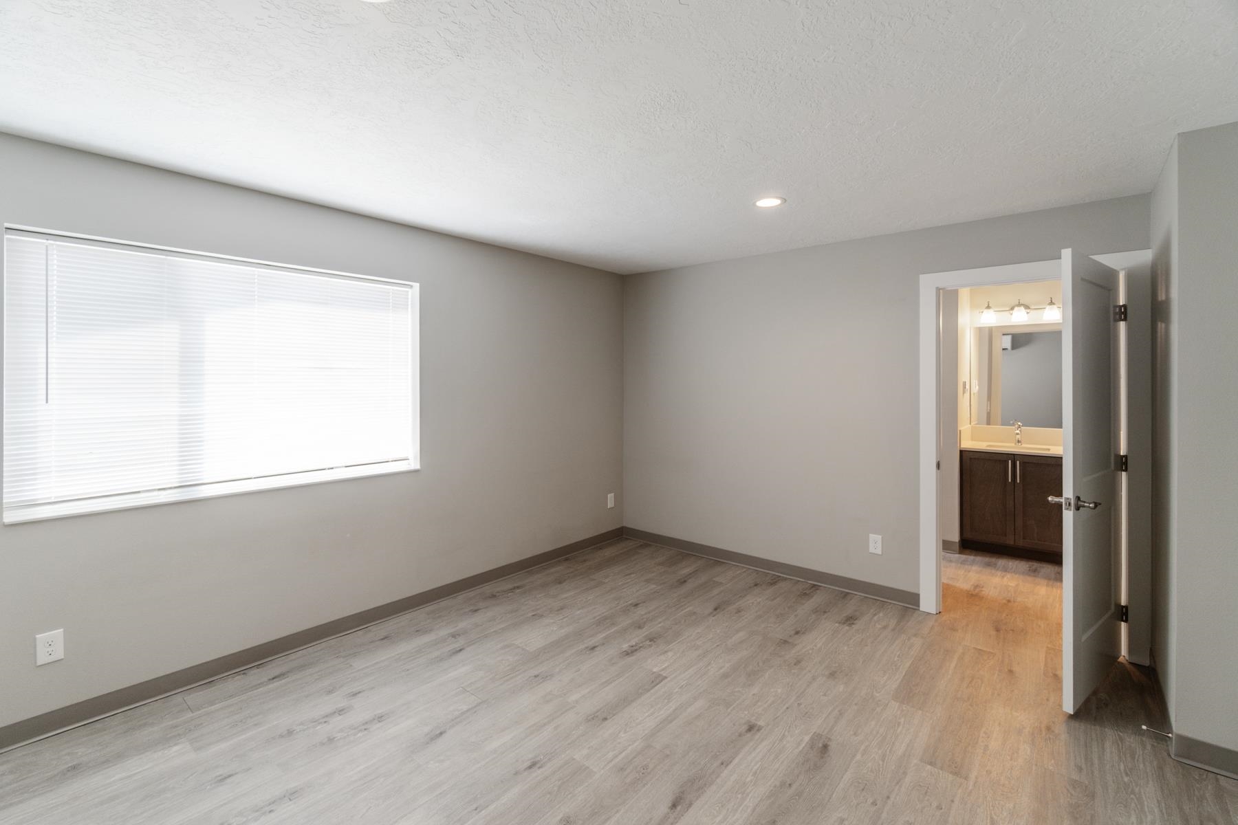 1519 N Bell St - Photo 29
